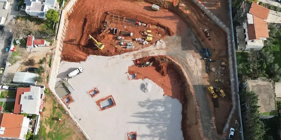 Diseño Geotécnico de Excavaciones Profundas en Maipú: Análisis y Cálculo Estructural